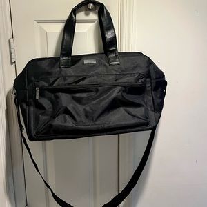 NWOT Jimmy Choo Parfums X-Large duffel bag. Unisex